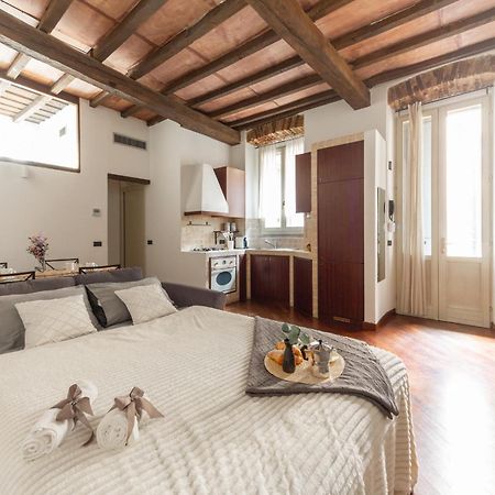 Charme Milan-300M Dal Duomo Apartment Bagian luar foto